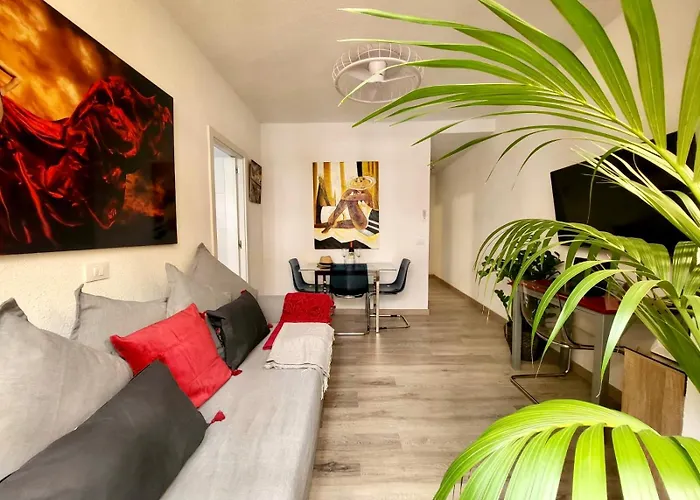 2 Bedrooms Flat 50 Mts Away From Las Canteras Beach