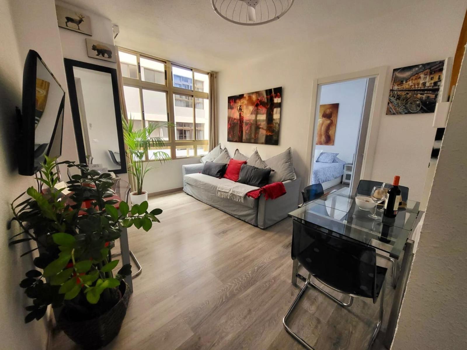2 Bedrooms Flat 50 Mts Away From Canteras *